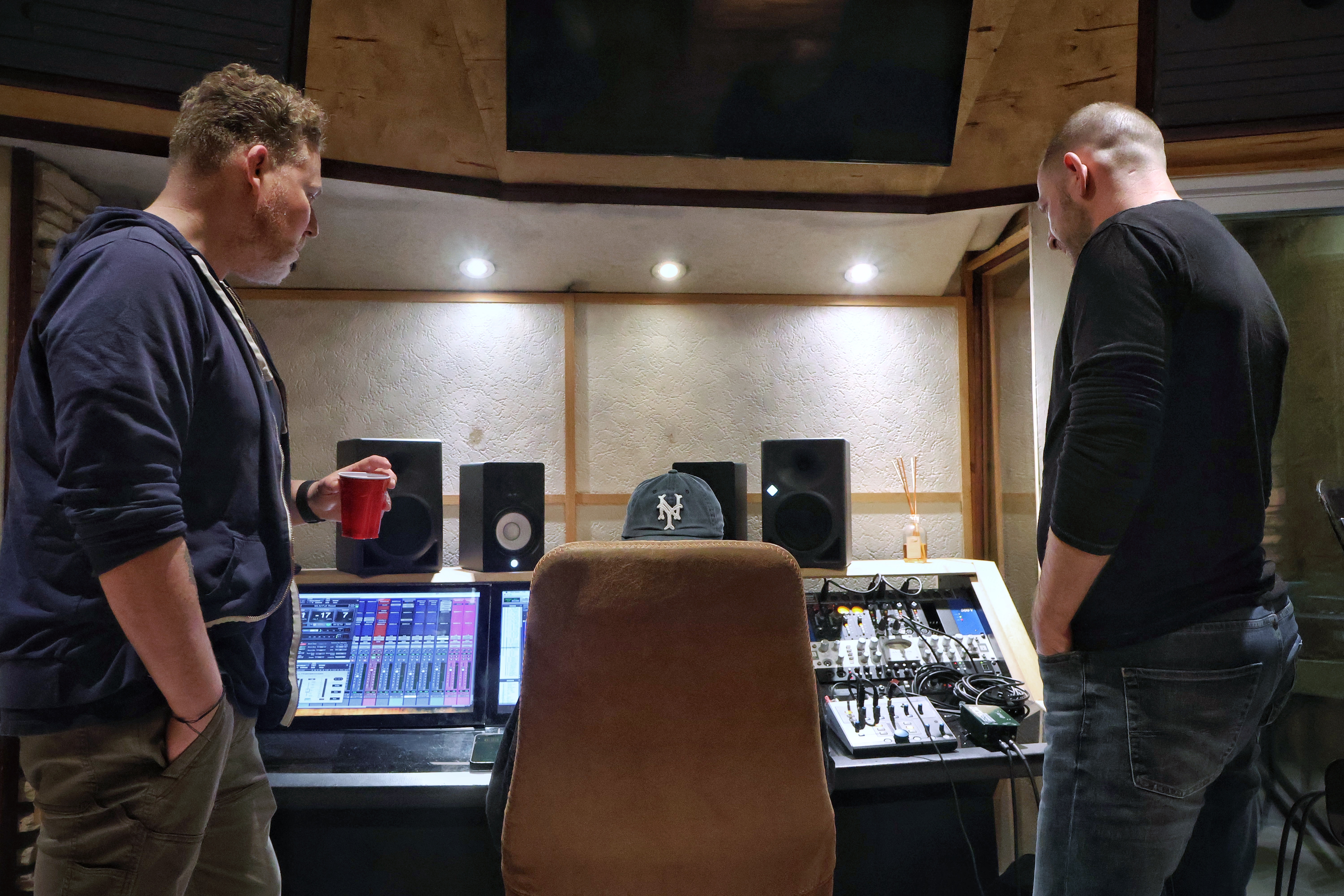 Cooper Michaels - Mike Scott Booth